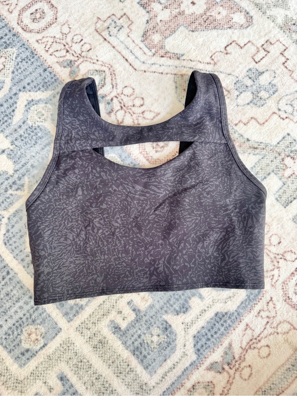 Lululemon Everlux Cut Out Bra Size 6 Crunch Black